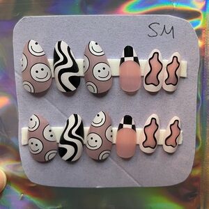 Press on nails Pink and Black Smiley Face Size small